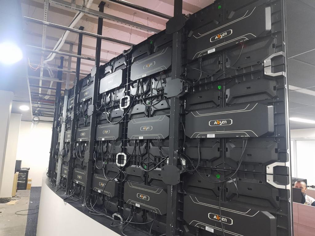 Rack e cabeamento estruturado